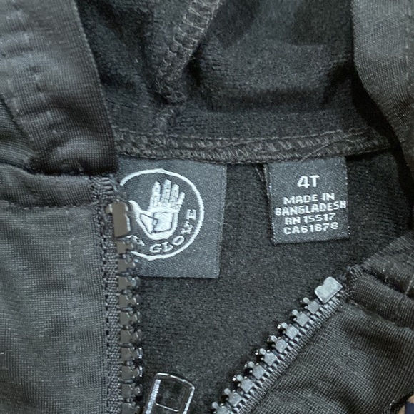 Boys body glove matching set red black white sz 4 track suit - Picture 3 of 4